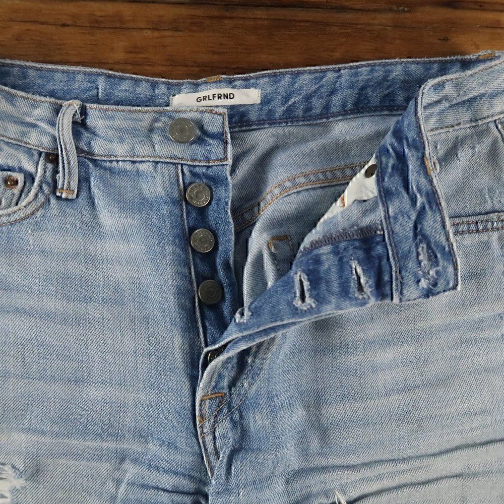 GRLFRND HELENA TAINTED LOVE DISTRESSED CUT OFF BUTTON FLY BLUE JEANS SIZE 25 - Picture 7 of 9